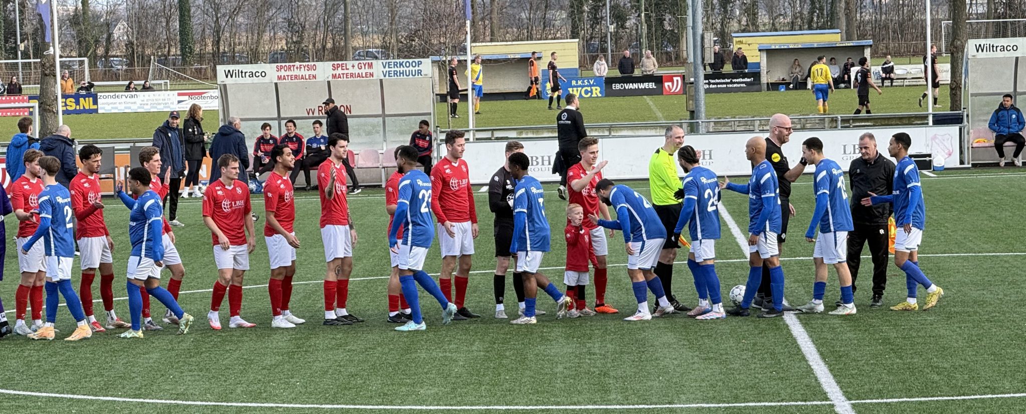 vv Rhoon haalt slechts 1 punt op tegen hekkensluiter Meeuwenplaat